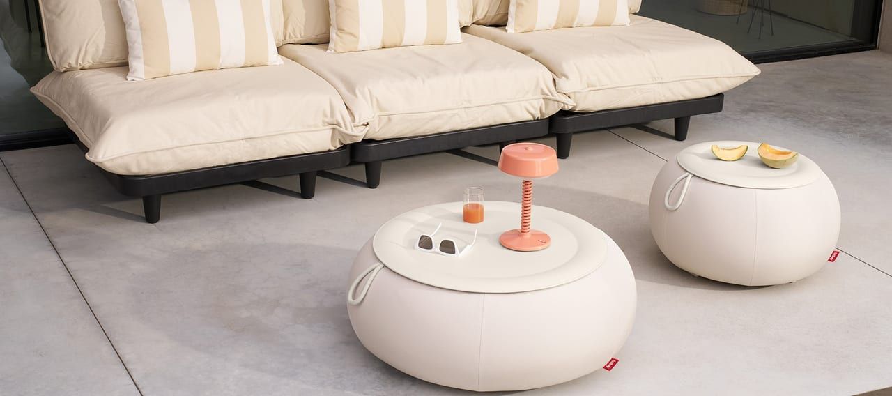 Fatboy seating in a relaxed setting.